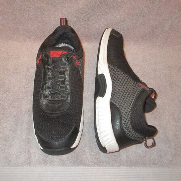 OrthoFeet Men's SNEAKER Size 12 2E EDGEWATER Stretch ORTHOPEDIC Comfort WALK - Picture 1 of 12